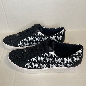 MICHAEL KORS Catelyn Lace Up Sneakers